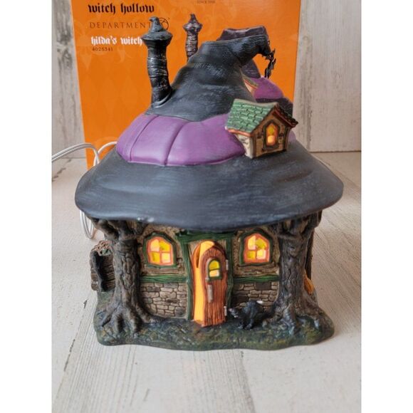 Dept 56 4025341 Hilda's Witch Haunt Halloween witch Hollow Village accessory cat - Picture 2 of 10